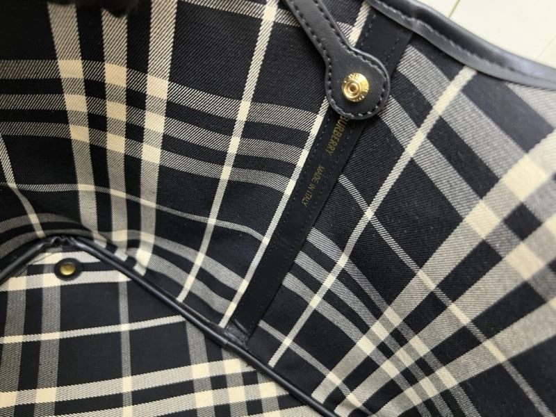 Burberry Shopping Bags Refined 84563