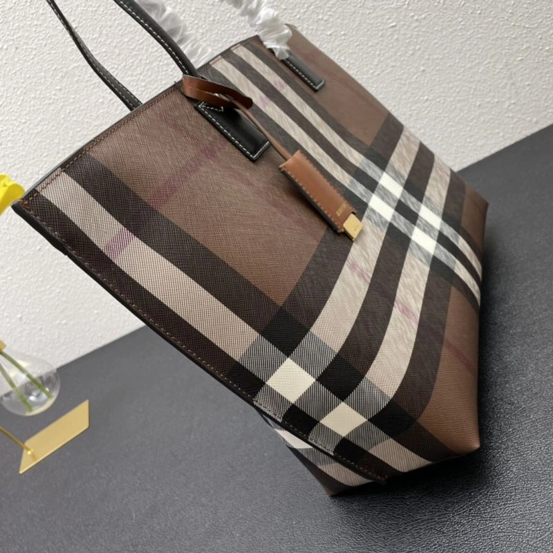 Burberry Shopping Bags Contemporary 84556