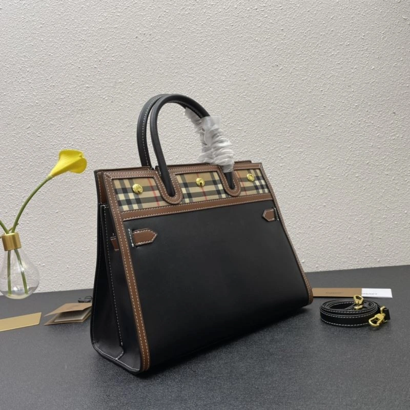 Burberry Shopping Bags Bold 84544