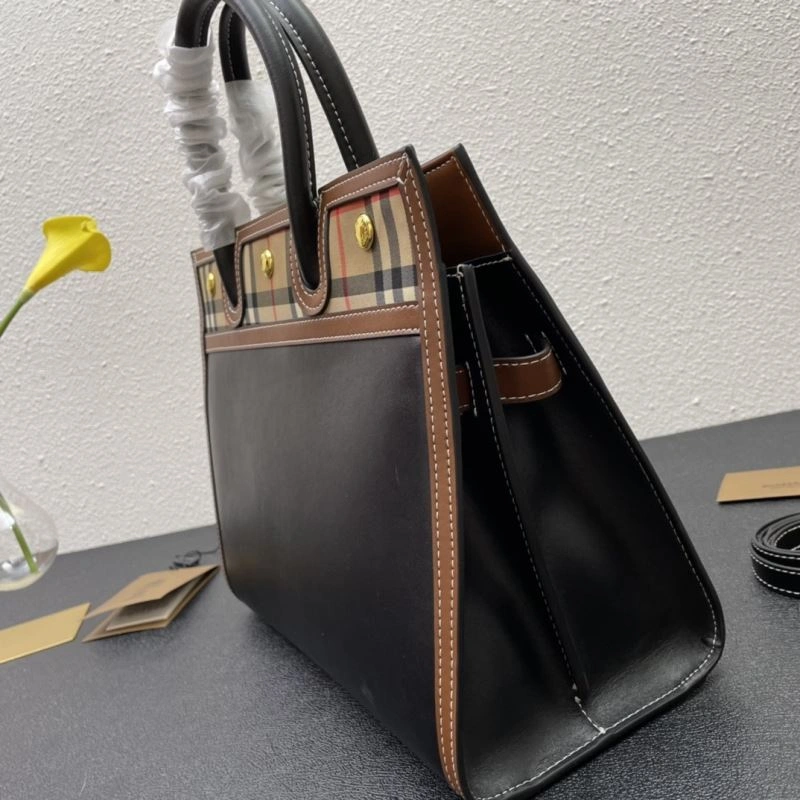 Burberry Shopping Bags Bold 84544