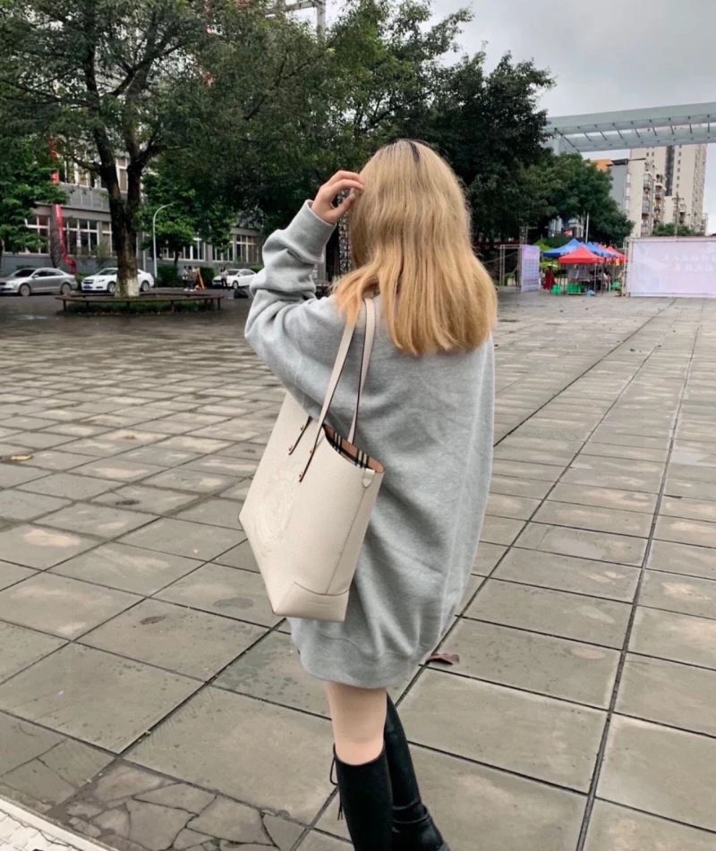 FlexibleFit Burberry Shopping Bags 64520