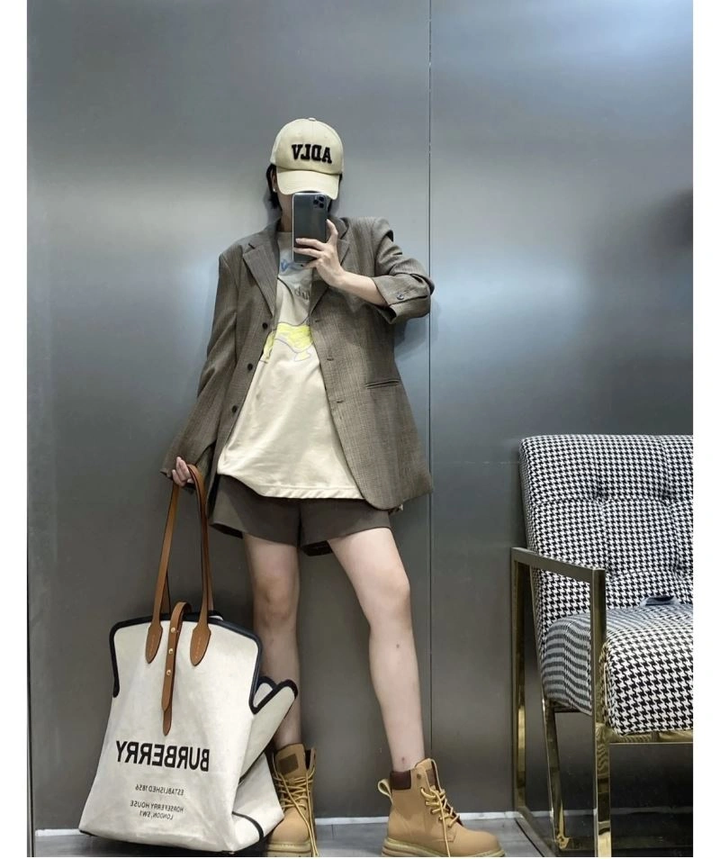 Cozy Burberry Shopping Bags 64551