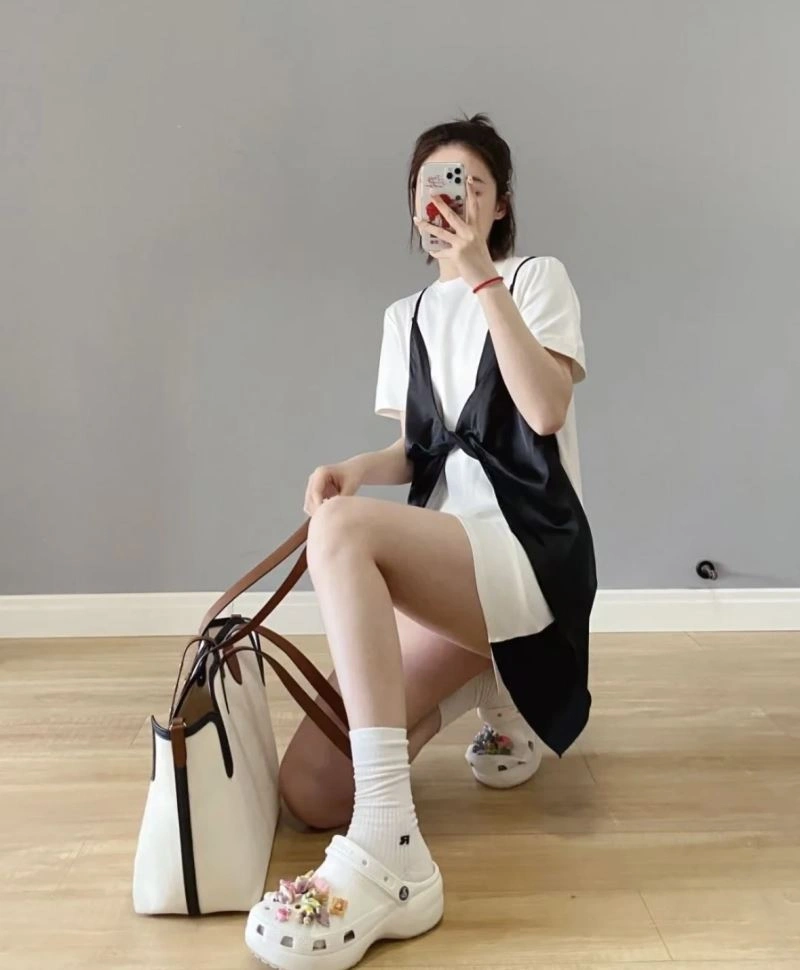 Comfortable Burberry Shopping Bags 64519