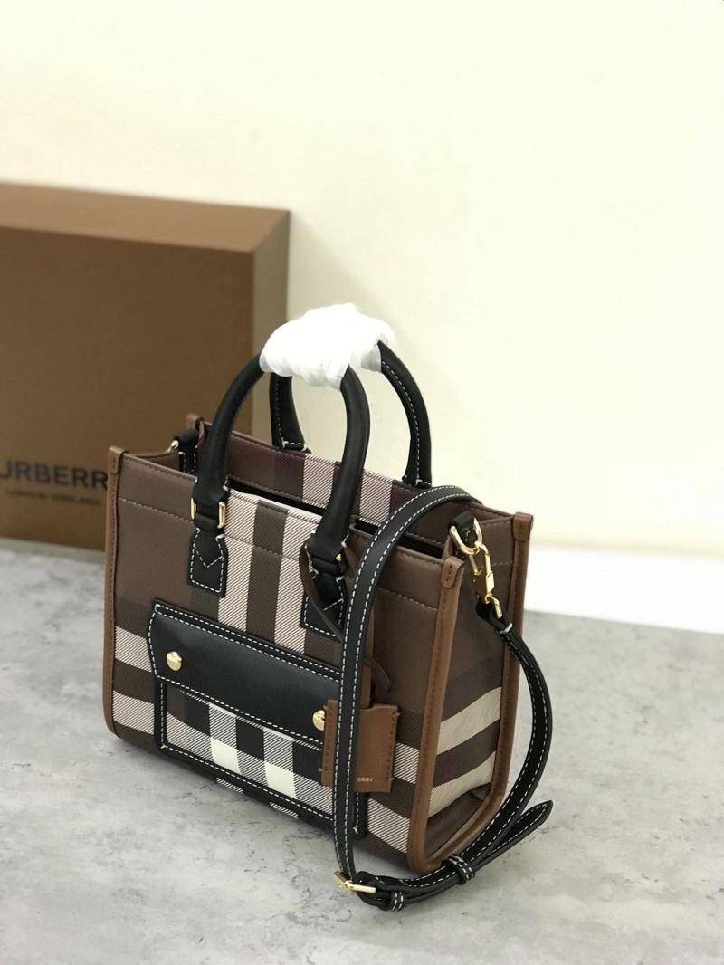 Burberry Shopping Bags UrbanStyle 64544