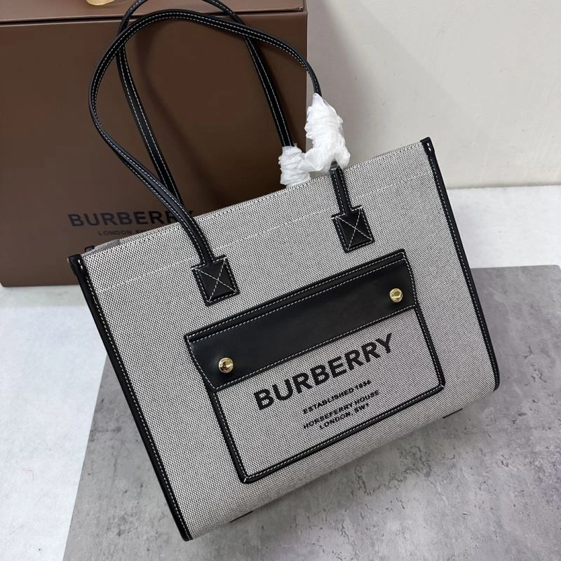 Burberry Shopping Bags Comfortable 64508