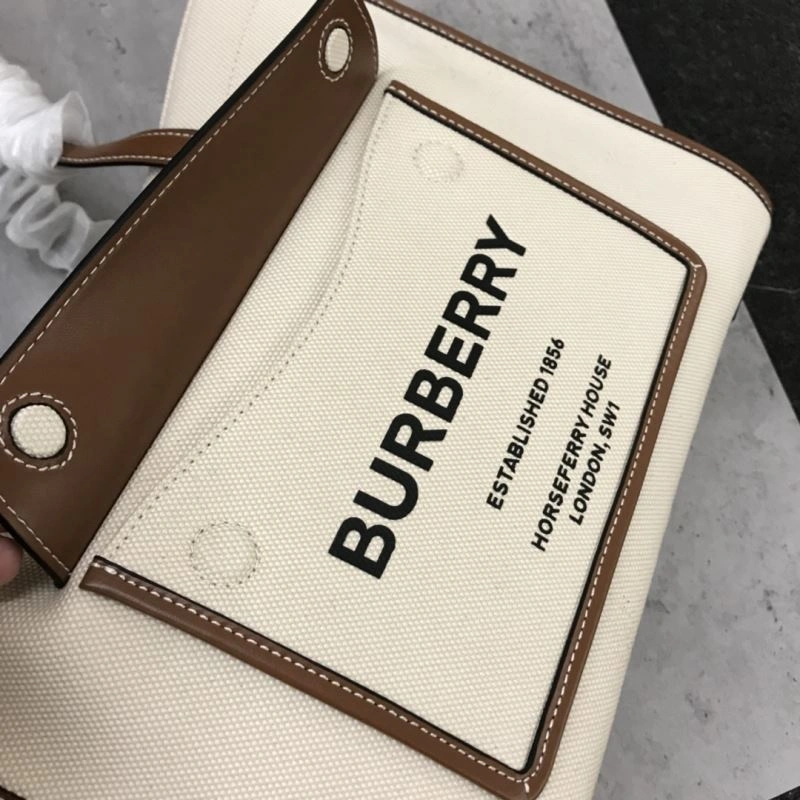 Burberry Shopping Bags WrinkleFree 64538