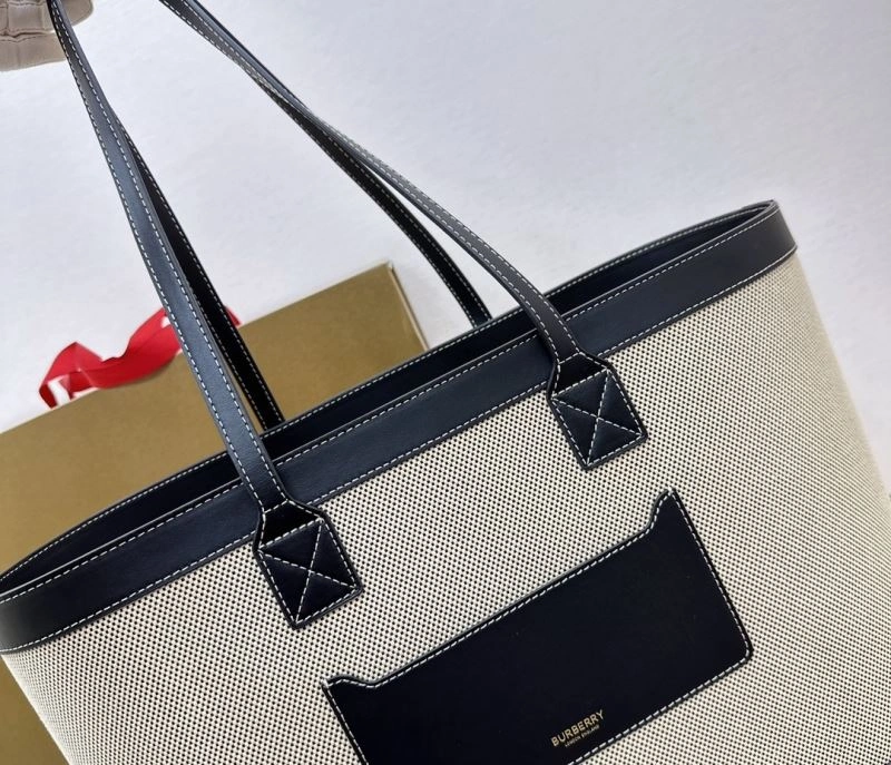 Sustainable Burberry Shopping Bags 64505