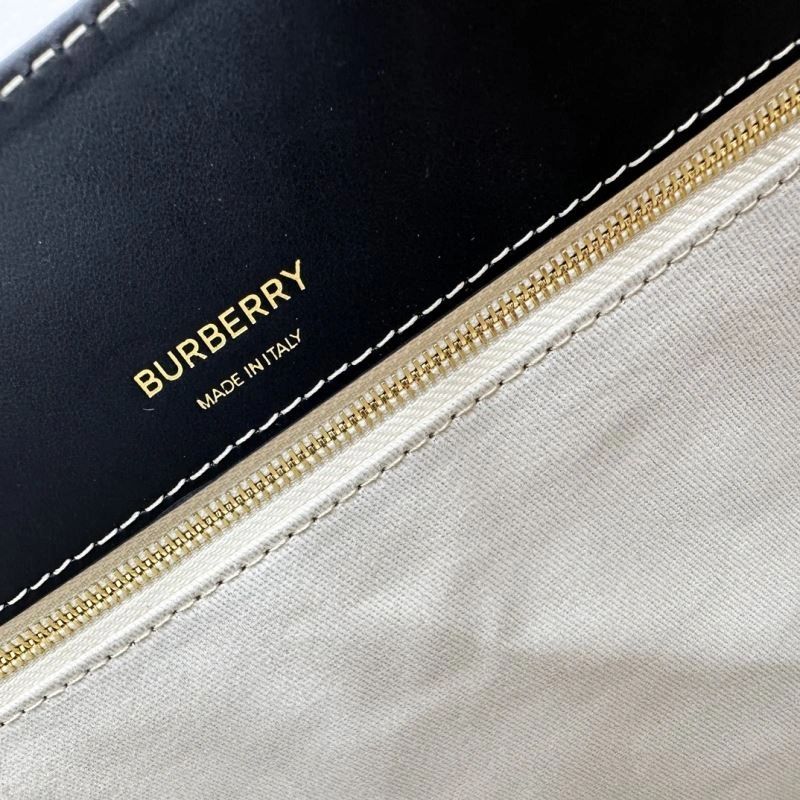 Sustainable Burberry Shopping Bags 64505