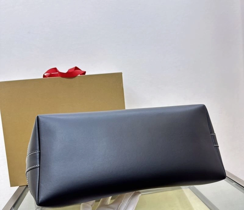 Sustainable Burberry Shopping Bags 64505