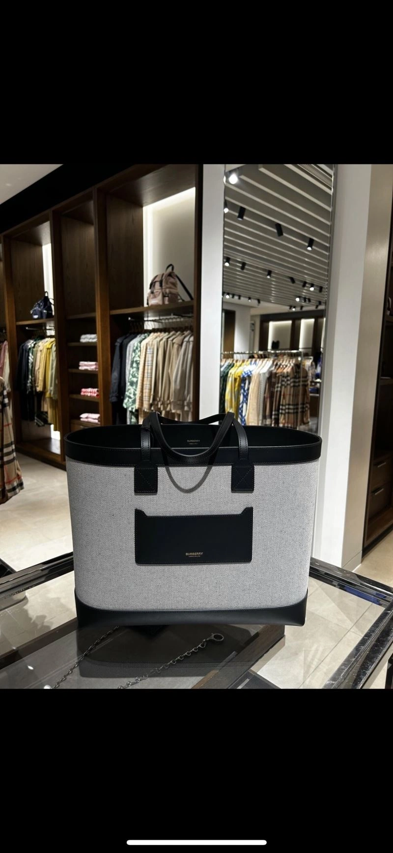 Sustainable Burberry Shopping Bags 64505