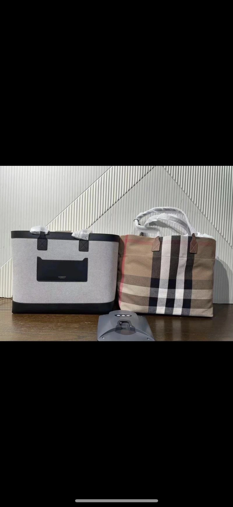 Sustainable Burberry Shopping Bags 64505