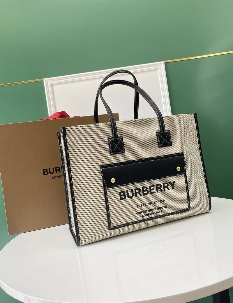 Tailored Burberry Shopping Bags 64500
