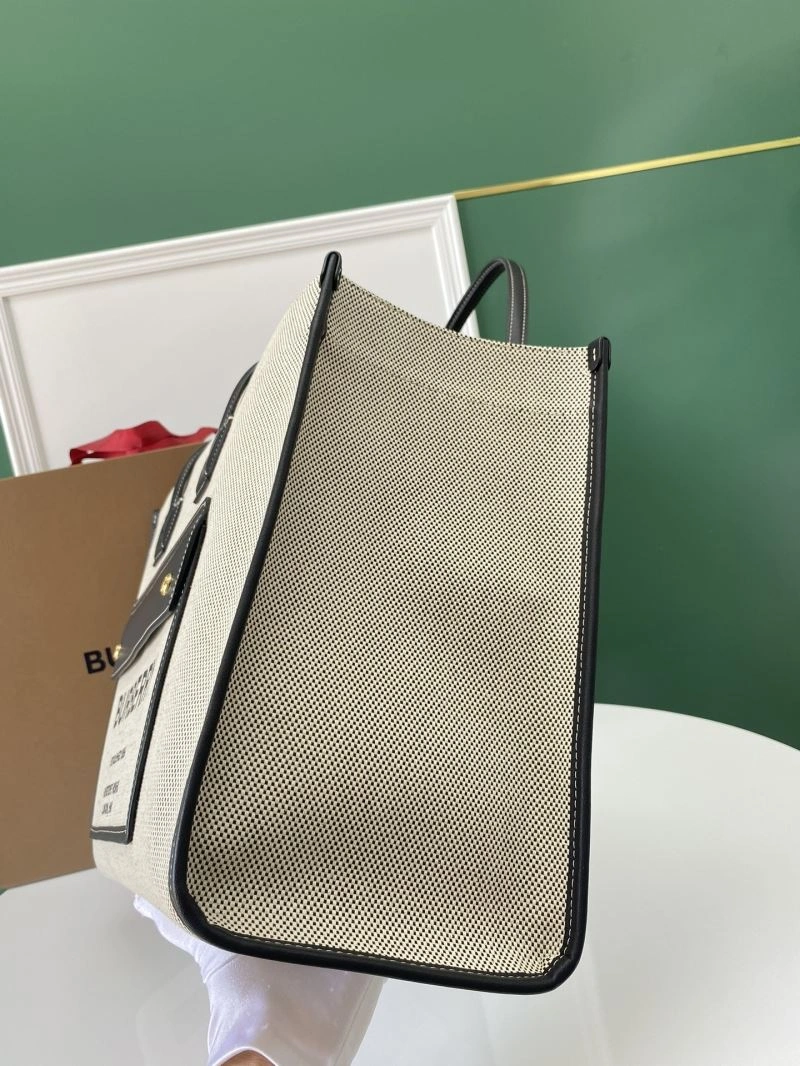 Tailored Burberry Shopping Bags 64500