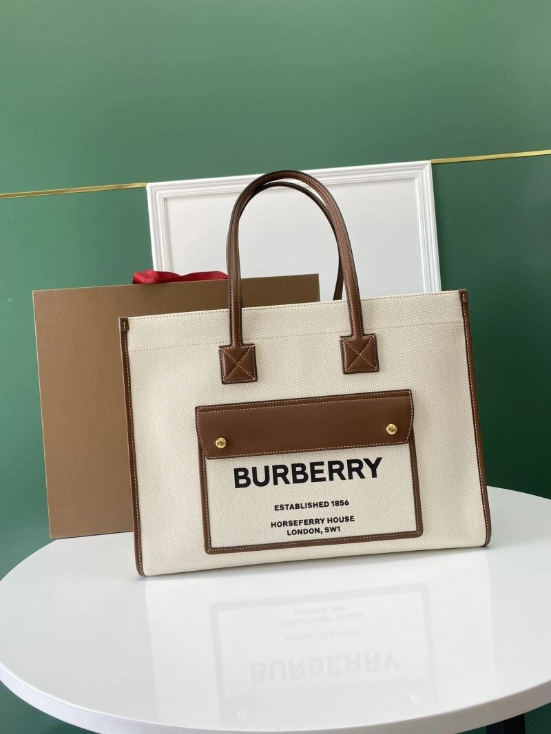 Burberry Shopping Bags SportInspired 64499