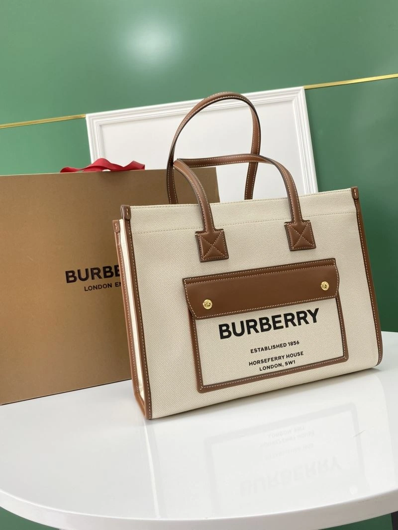 Burberry Shopping Bags Neat 64501