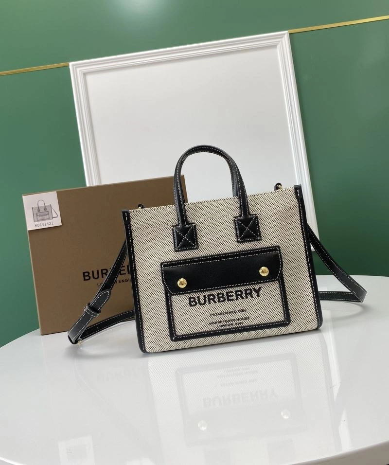Elegant Burberry Shopping Bags 64498