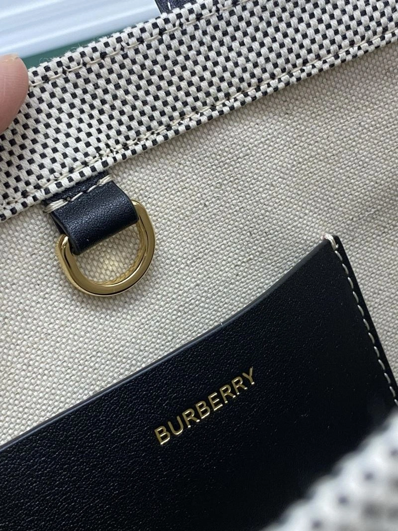 Elegant Burberry Shopping Bags 64498