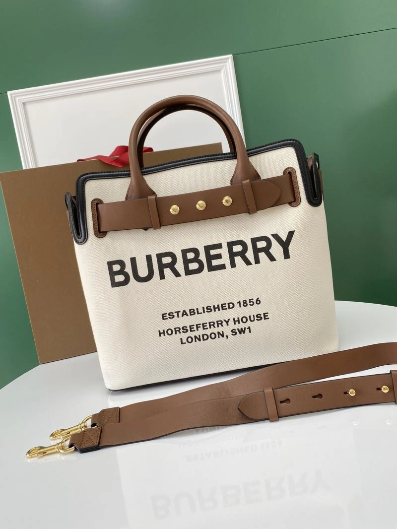Effortless Burberry Shopping Bags 64497