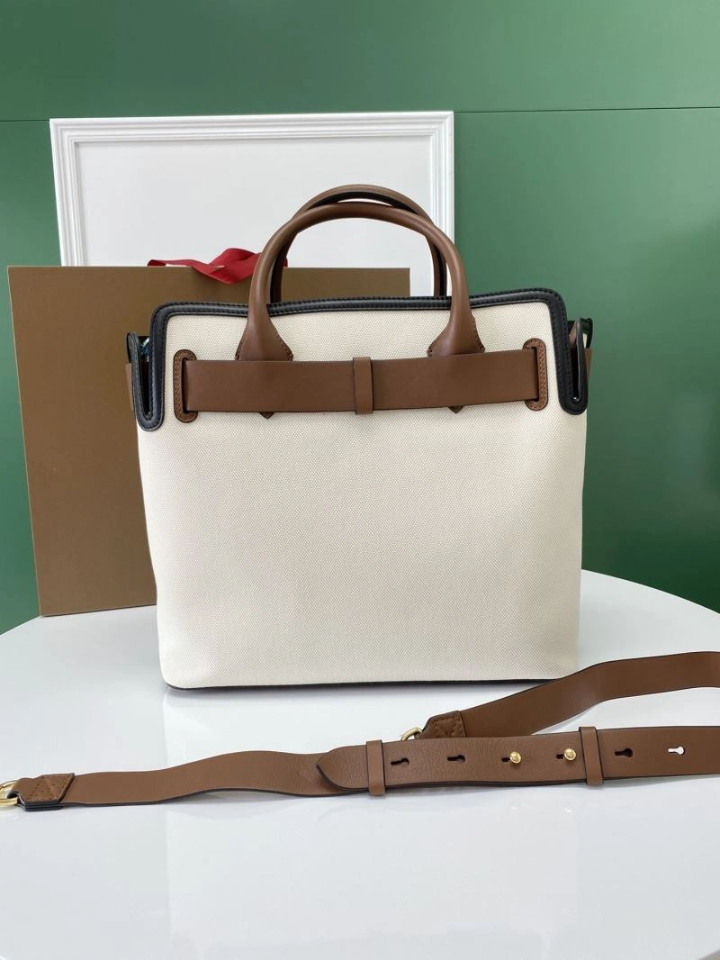 Effortless Burberry Shopping Bags 64497