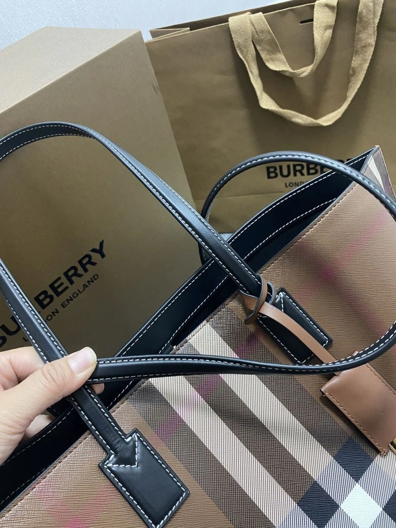 Burberry Shopping Bags Unisex 64496