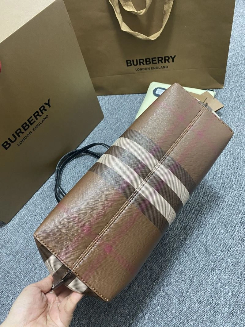 Burberry Shopping Bags Unisex 64496