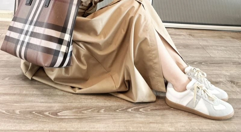 Burberry Shopping Bags Unisex 64496