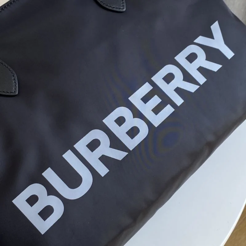 SportInspired Burberry Shopping Bags 51675