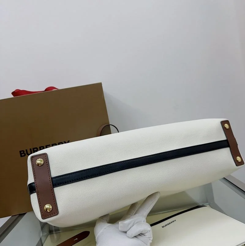 Unisex Burberry Shopping Bags 51667