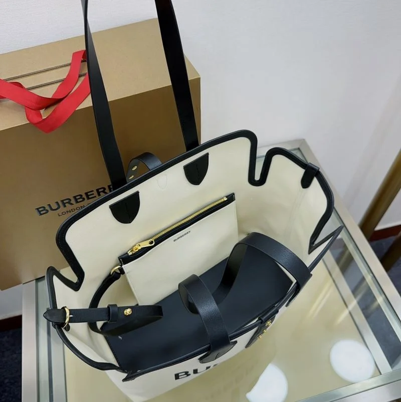 Casual Burberry Shopping Bags 51663
