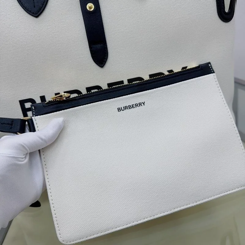 Casual Burberry Shopping Bags 51663