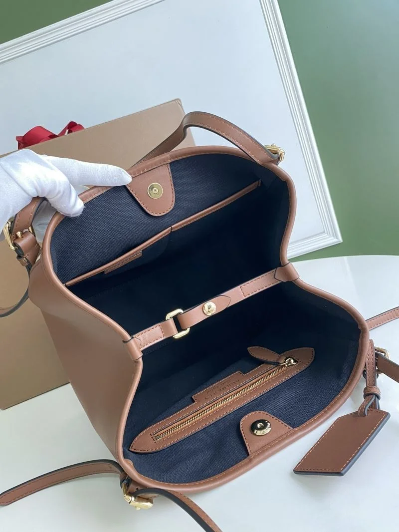 StreetReady Burberry Shopping Bags 51671