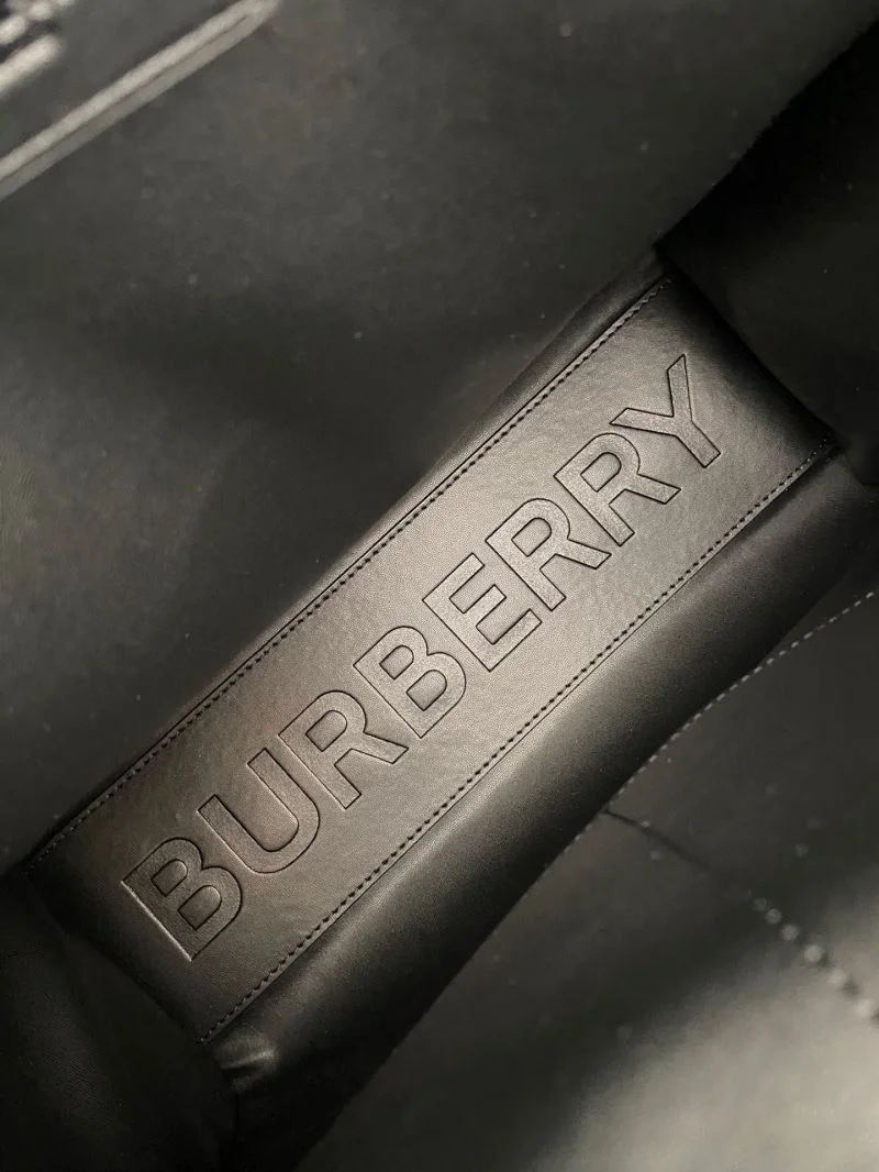 HighQuality Burberry Shopping Bags 37903
