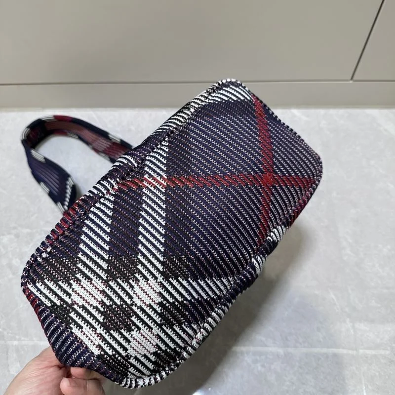 ZeroBulk Burberry Shopping Bags 37887