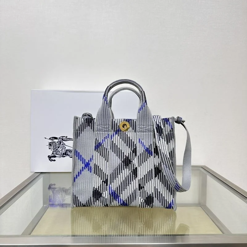 Burberry Shopping Bags Unisex 37897