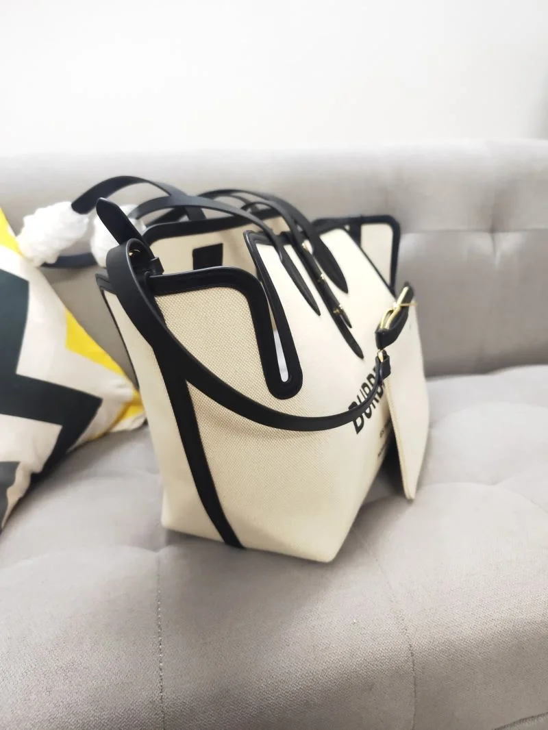 Burberry Shopping Bags NewStyle 37912