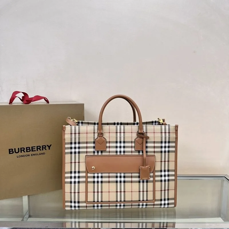 Burberry Shopping Bags TravelReady 37911