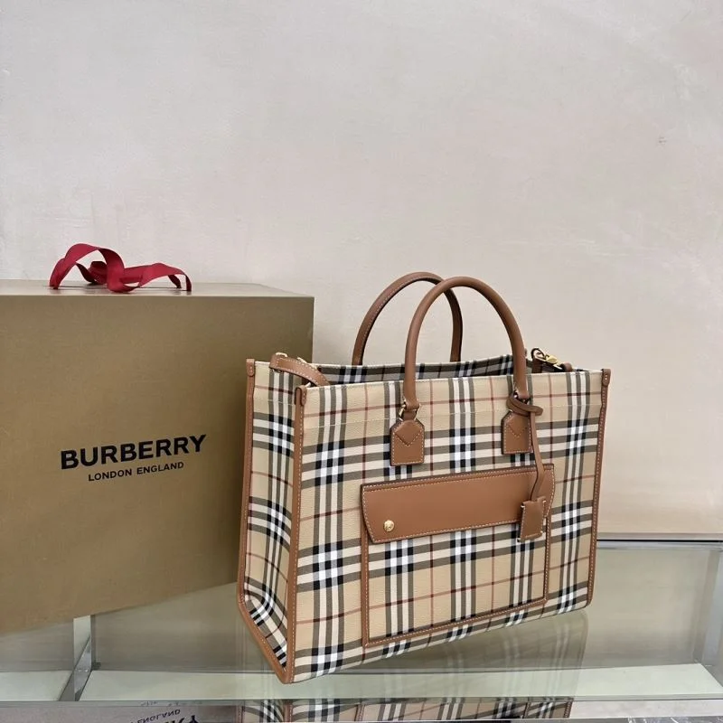 Burberry Shopping Bags TravelReady 37911