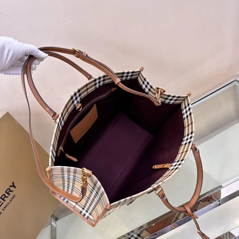 Burberry Shopping Bags TravelReady 37911