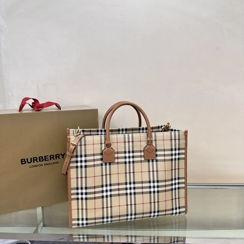 Burberry Shopping Bags TravelReady 37911