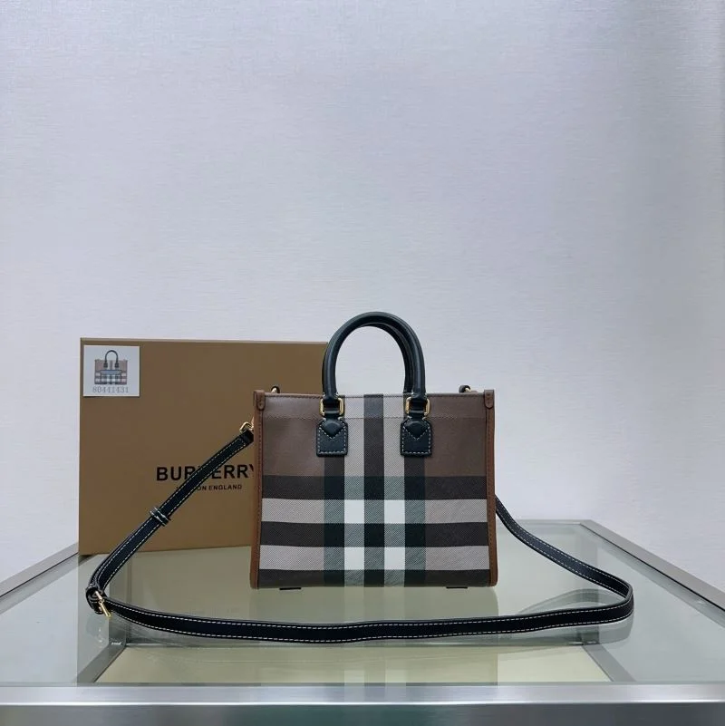 HighQuality Burberry Shopping Bags 37910