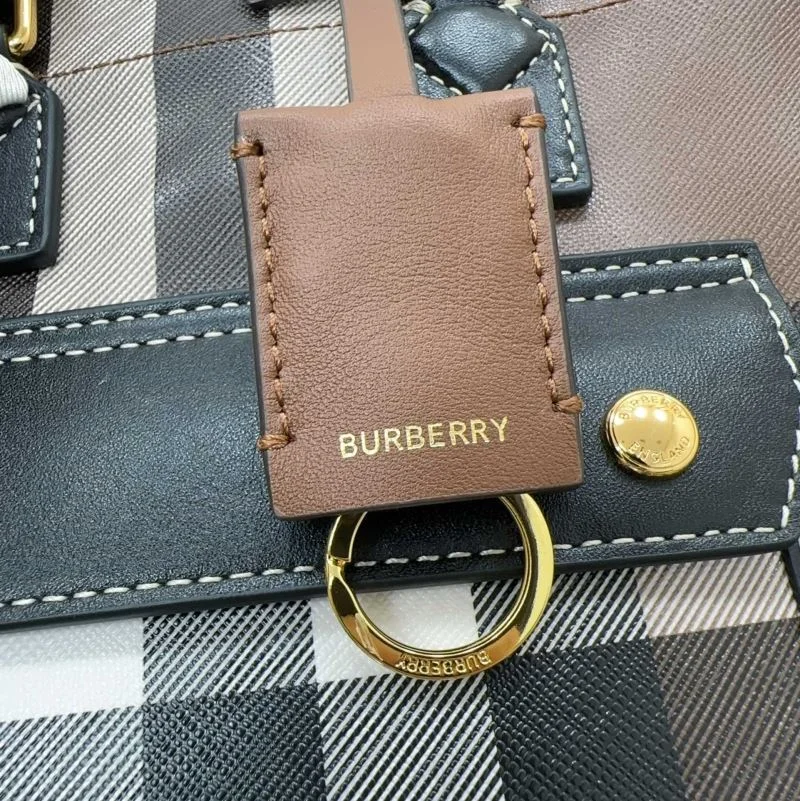 HighQuality Burberry Shopping Bags 37910