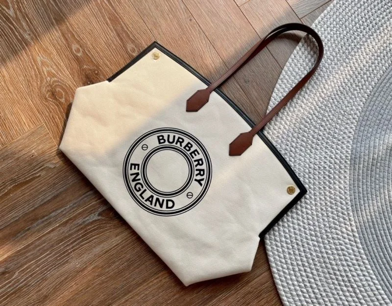 Burberry Shopping Bags HighQuality 37900