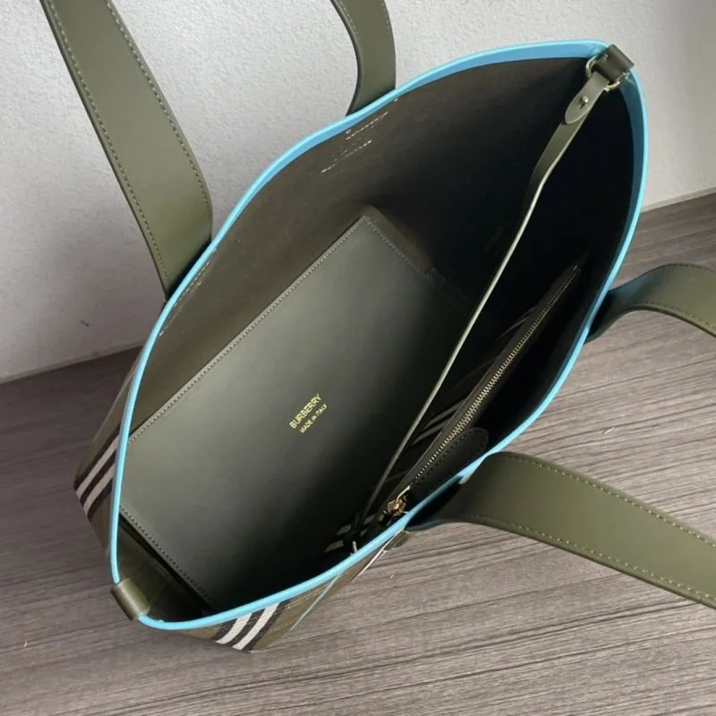 Burberry Shopping Bags Tailored 37890