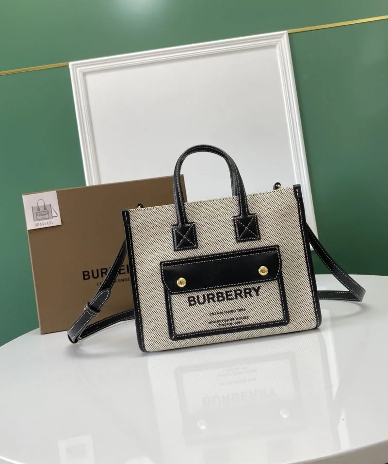 Burberry Shopping Bags Durable 37884