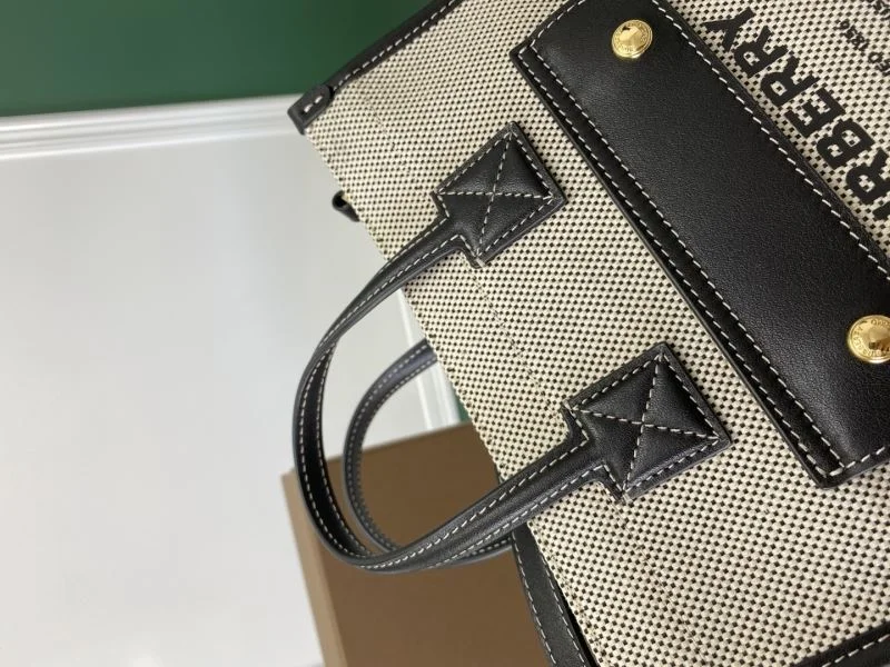 Burberry Shopping Bags Durable 37884