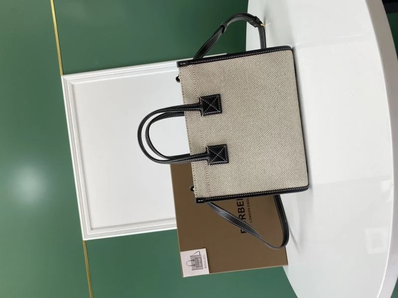 Burberry Shopping Bags Durable 37884