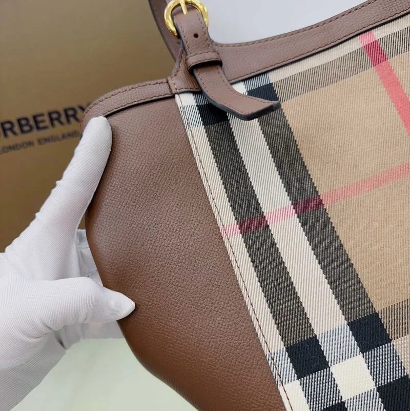 Comfortable Burberry Shopping Bags 37878