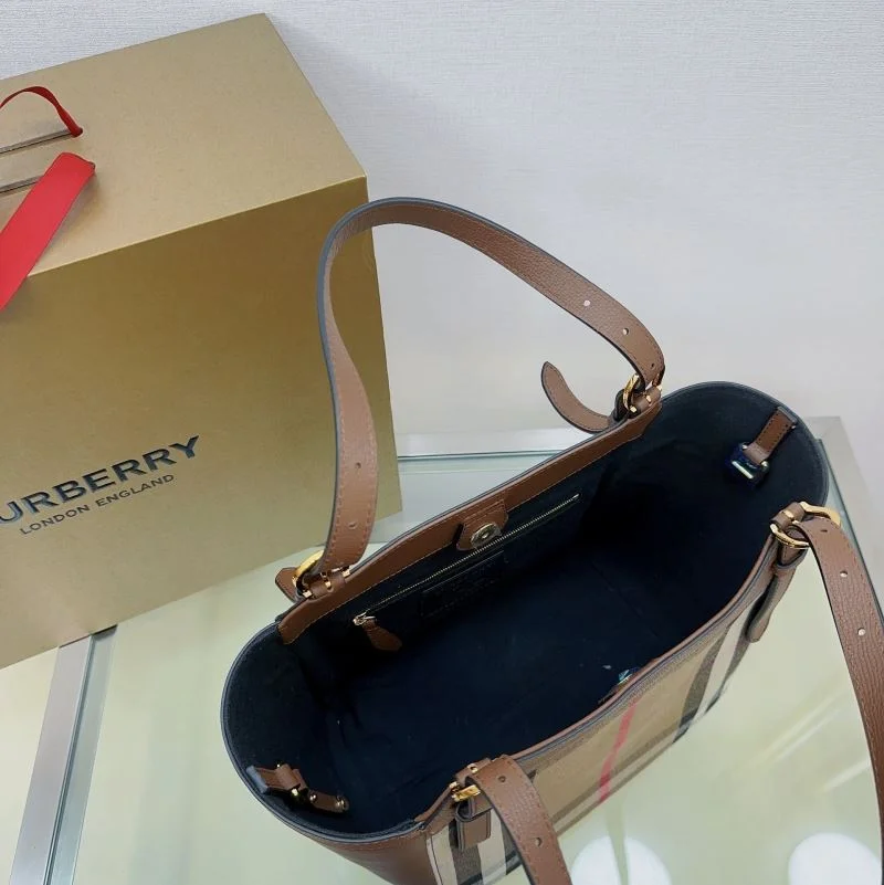Comfortable Burberry Shopping Bags 37878