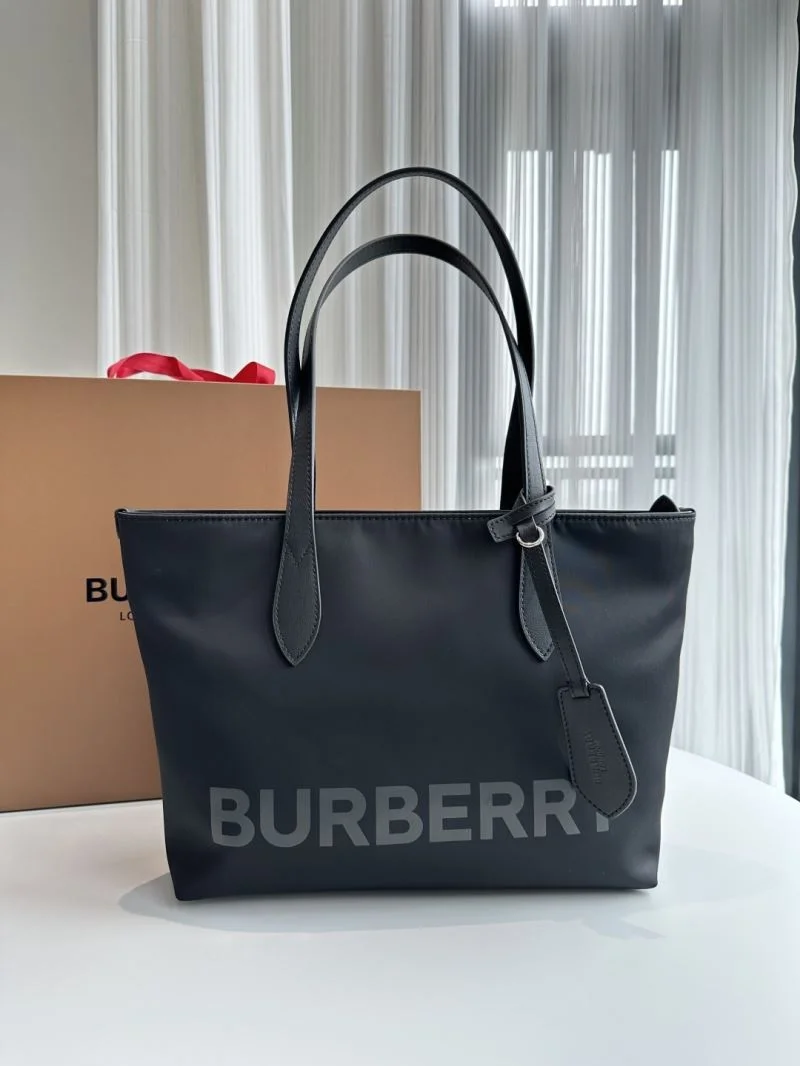 SmoothTexture Burberry Shopping Bags 37877