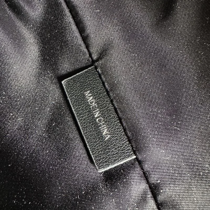 SmoothTexture Burberry Shopping Bags 37877